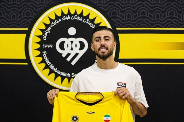 وینگر فولاد راهی سپاهان شد