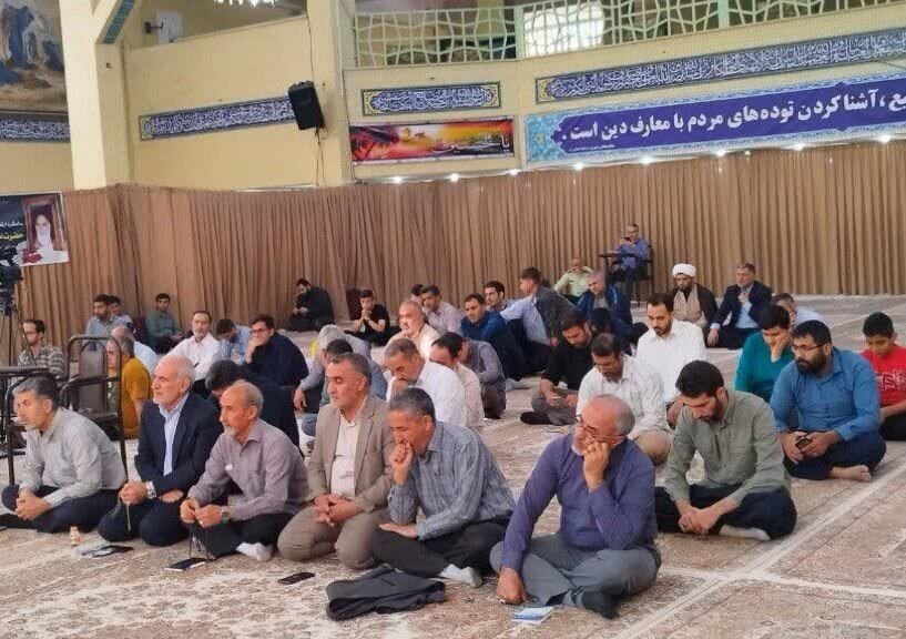 مراسم پرفیض دعای غرفه در حسینیه سنندج برگزار شد