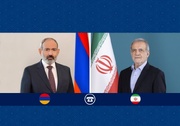 Pezeşkiyan ile Paşinyan telefonda görüştü