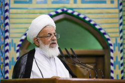 آیت الله ناصری:مسئولان توجه بیشتری به مطالبات پرستاران داشته باشند