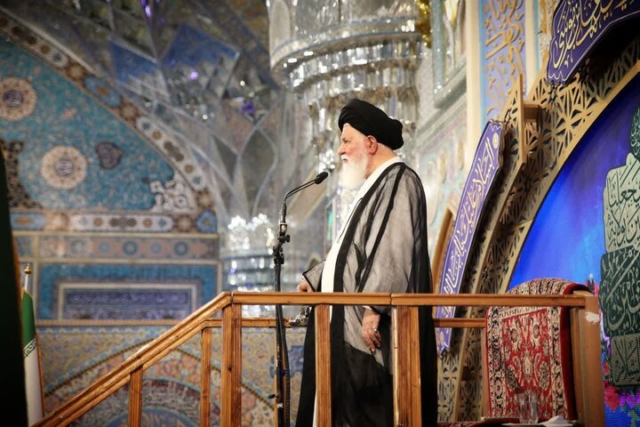 ایمان، رمز پیروزی و تداوم انقلاب اسلامی است