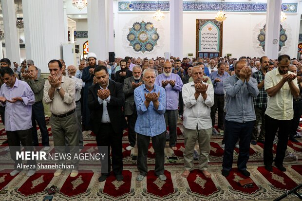 اقامه نماز عید قربان در رشت