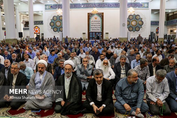 اقامه نماز عید قربان در رشت
