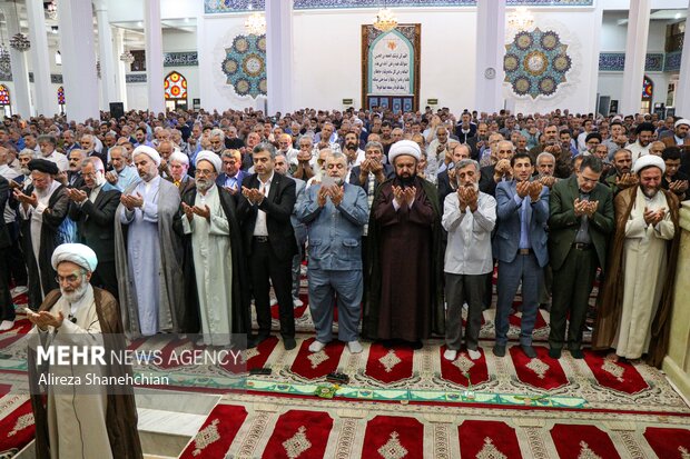 اقامه نماز عید قربان در رشت