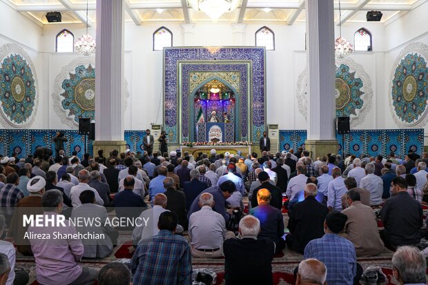 اقامه نماز عید قربان در رشت