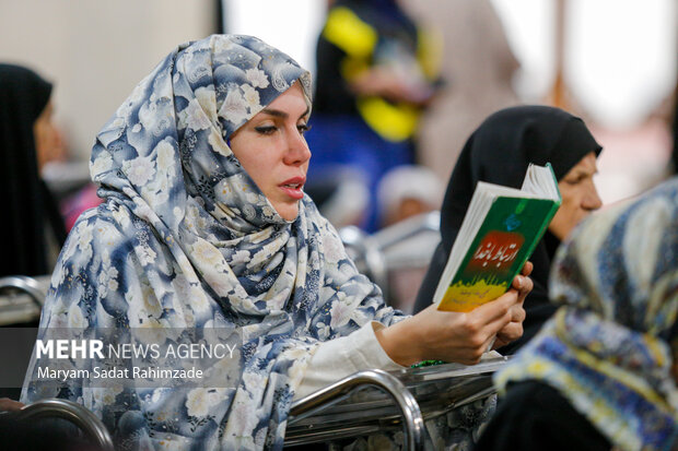 اقامه نماز عید قربان در حرم شاهچراغ(ع)