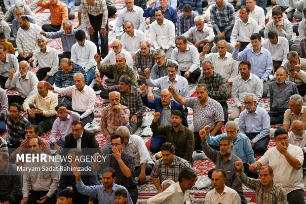 اقامه نماز عید قربان در حرم شاهچراغ(ع)