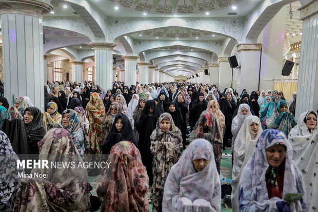 اقامه نماز عید قربان در در تبریز