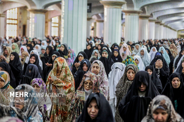 اقامه نماز عید قربان در در تبریز