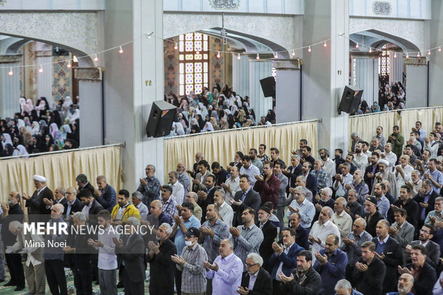 اقامه نماز عید قربان در در تبریز