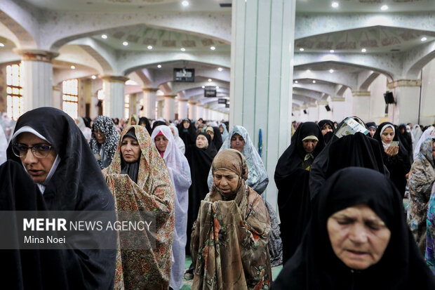 اقامه نماز عید قربان در در تبریز