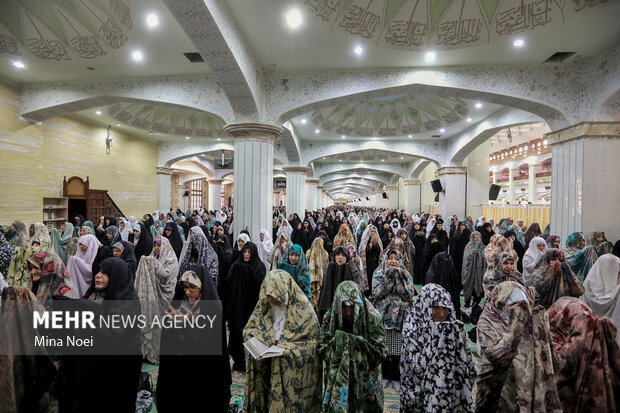 اقامه نماز عید قربان در در تبریز