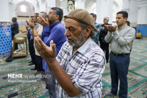 اقامه نماز عید قربان در یزد