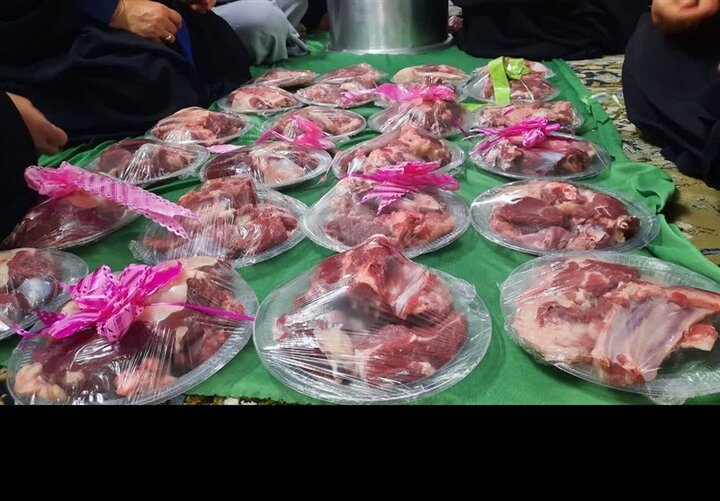 توزیع گوشت ۶۰ راس دام قربانی عید قربان در استان مرکزی