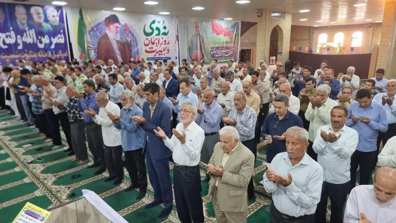 نماز عید قربان در گناوه اقامه شد