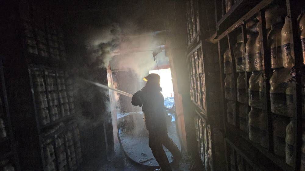 محل،مواد،لبنياتي،مجاور،سرايت،ملكي،حريق،كارخانه،عمليات،حادثه
