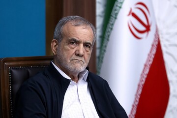 سەرۆک کۆماری ئێران: شەڕمان لەگەڵ کەس نییە