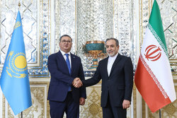 Iranian, Kazakh foreign ministers’ meeting in Tehran