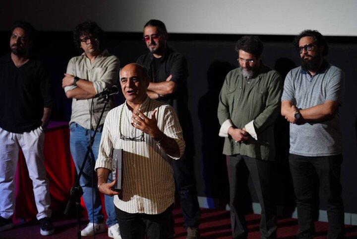 از تعطیلی سینماها تا جشنوارهای که بدون خبر به برگزیدگانش جایزه داد! از تعطیلی سینماها تا جشنوارهای که بدون خبر به برگزیدگانش جایزه داد!
