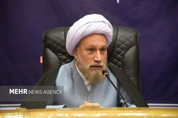 تقویت گردشگری دینی و زیارتی در فارس، راهی به سوی تسهیل زیارت زائران