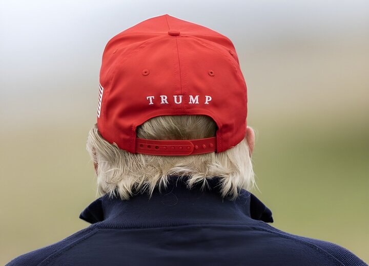 Trump signs order imposing tariffs on EU, other states Trump signs order imposing tariffs on EU, other states