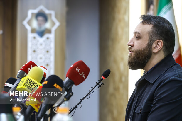 نشست خبری ستاد مردمی برگزاری مهمونی ۱۰ کیلومتری غدیر نشست خبری ستاد مردمی برگزاری مهمونی ۱۰ کیلومتری غدیر