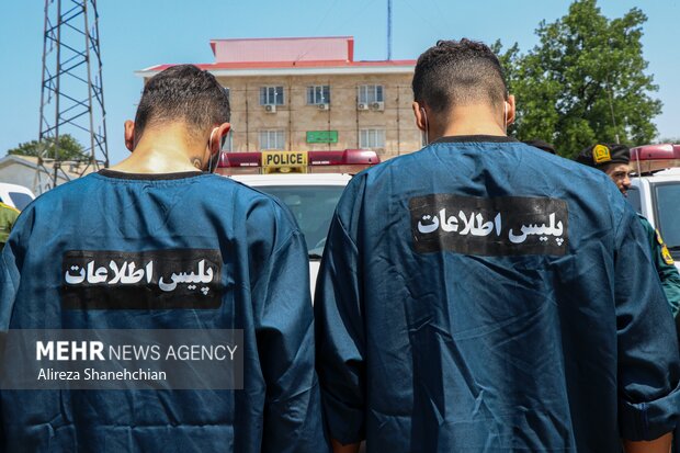 نمایشگاه دستاوردهای پلیس گیلان در طرح برخورد با ارازل و اوباش