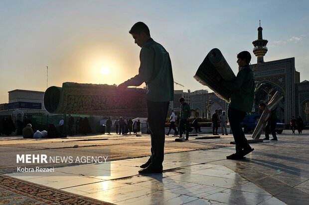 خادمان گمنام