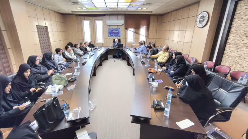 کارگاههای ضیافت اندیشه اساتید علوم پزشکی لرستان آغاز شد