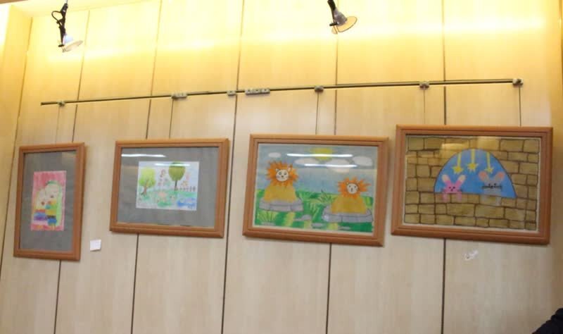 نمایشگاه نقاشی گروهی «کودک خیال رنگ» در خرمآباد افتتاح شد