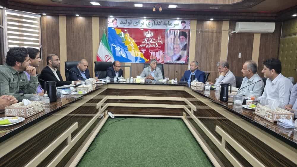 مسائل و مشکلات مالیاتی بازاریان گناوه تدوین و ارائه شود