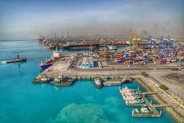 عباس نژاد: بیش از ۲۳ میلیون تُن کالا از بندر شهید رجایی صادر شد