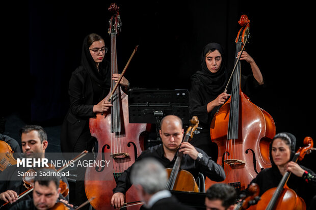 کنسرت «مانده‌ با نگاهی» ارکستر ملی ایران