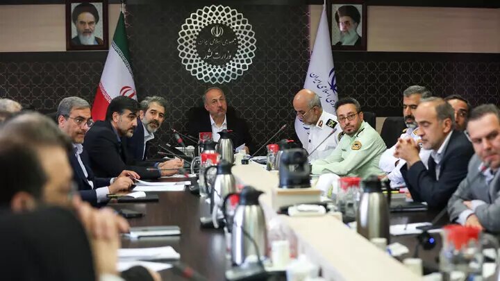 تغییر فرایند احراز هویت و بررسی صلاحیت رانندگان تاکسیهای اینترنتی