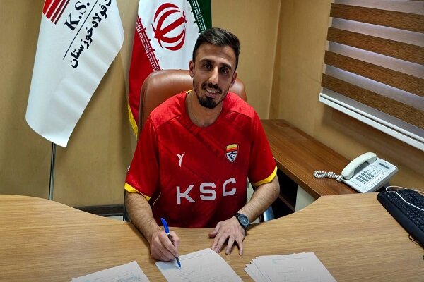 وینگر پرسپولیس راهی فولاد خوزستان شد