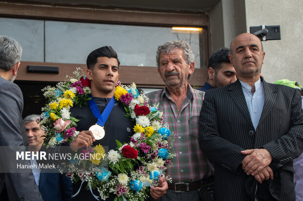 استقبال از مهدی الفتی تاریخ ساز ژیمناستیک کشور