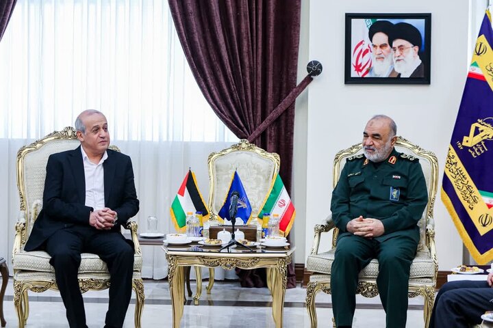 دیدار معاون دبیرکل جبهه مردمی برای آزادی فلسطین با سردار سلامی