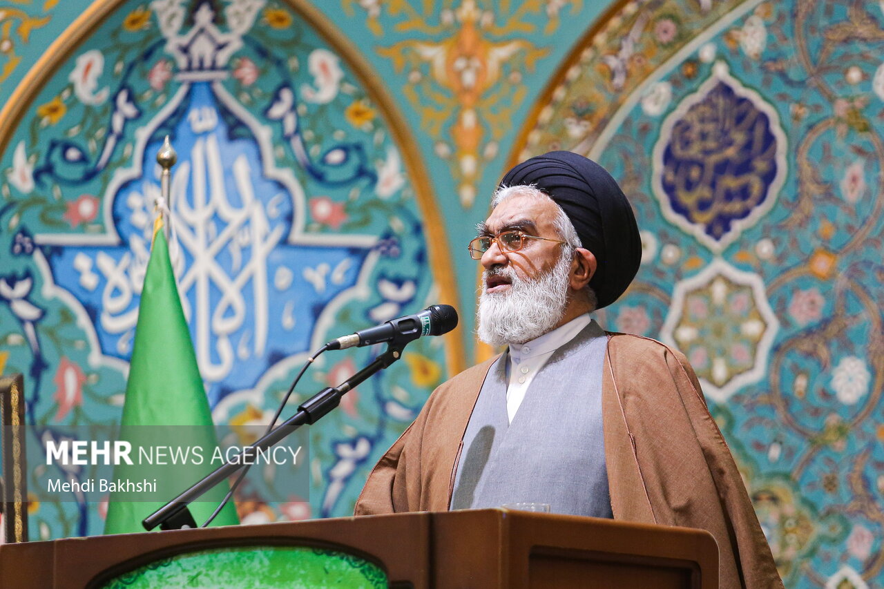 سعیدی: دفاع از مظلومان و مقابله با ظالمان درس ماندگار مکتب زینبی است