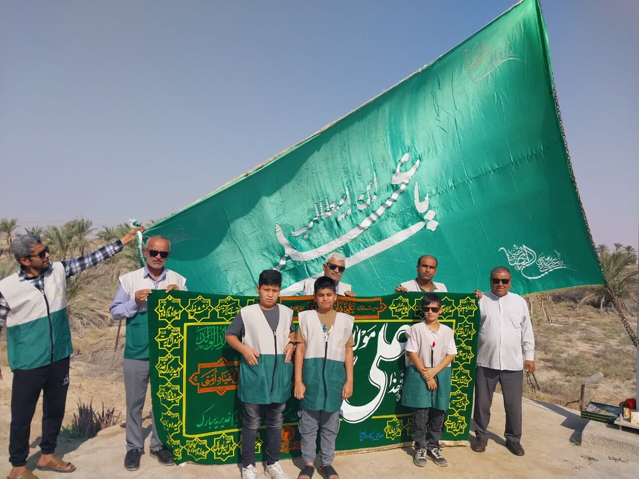 اهتزار پرچم سبز علوی در روستای عباسی شهرستان گناوه