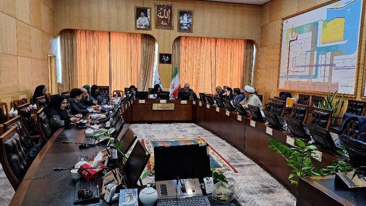 مدنی زاده در فراکسیون زنان مجلس: تابع مکتب اقتصاد اسلامی هستم