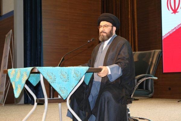 حسینی: فعالان قرآنی نسبت به مسائل روز جامعه دغدغه مند باشند