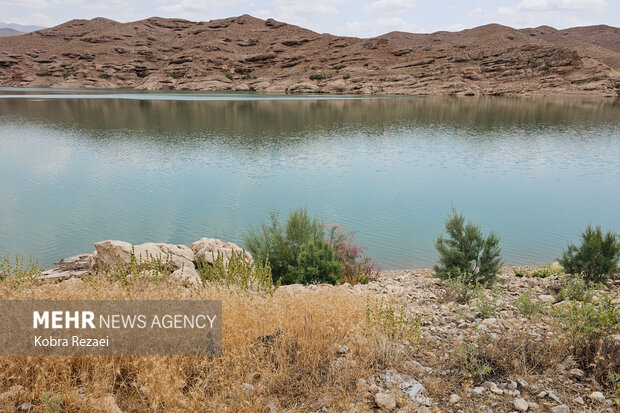 وضعیت بحرانی سد کارده مشهد 10
