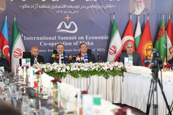 اولویت ایران تعامل با کشورهای همسایه است