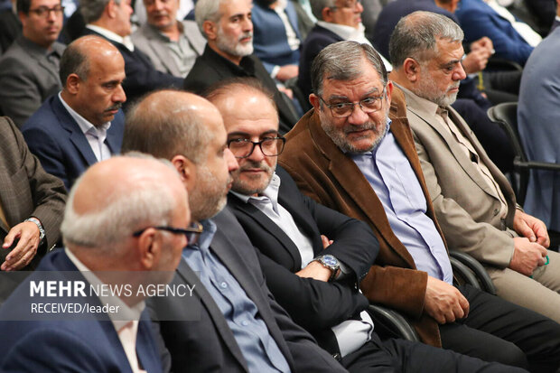 دیدار نمایندگان مجلس شورای اسلامی با رهبر معظم انقلاب اسلامی 6