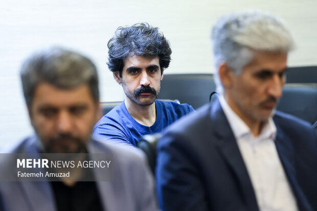 آیین رونمایی از کتاب «جلوهگاه عشق» 10
