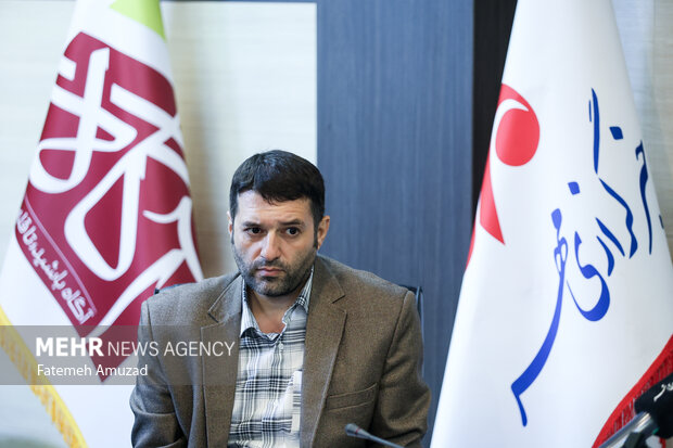 آیین رونمایی از کتاب «جلوهگاه عشق» 14