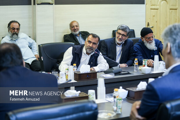 آیین رونمایی از کتاب «جلوهگاه عشق» 20