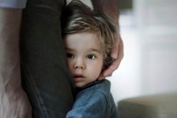 مجازات ممانعت از ملاقات فرزند با اشخاص ذیحق چیست؟