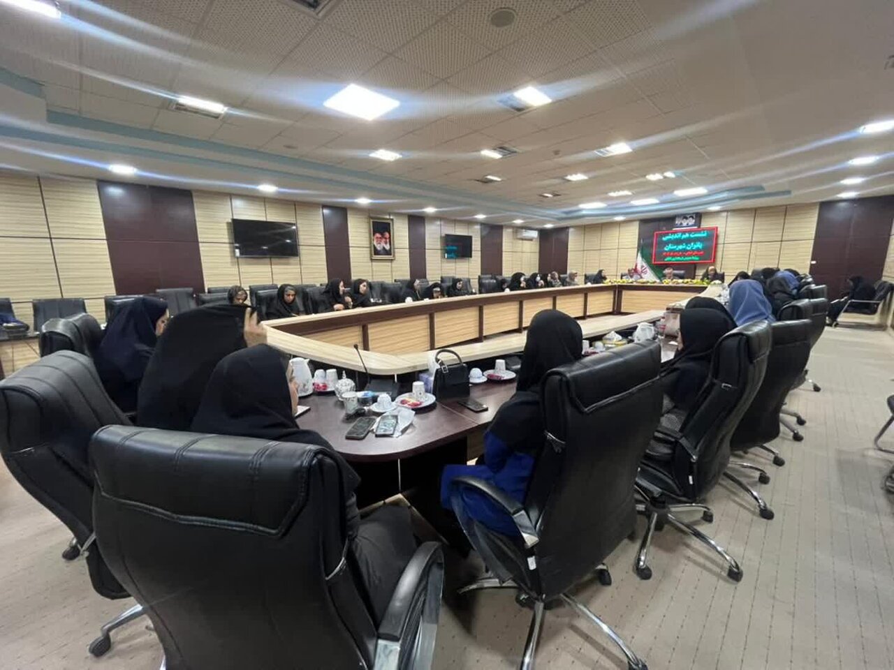 نگاه به بانوان باید از جنس «باور» باشد نگاه به بانوان باید از جنس «باور» باشد