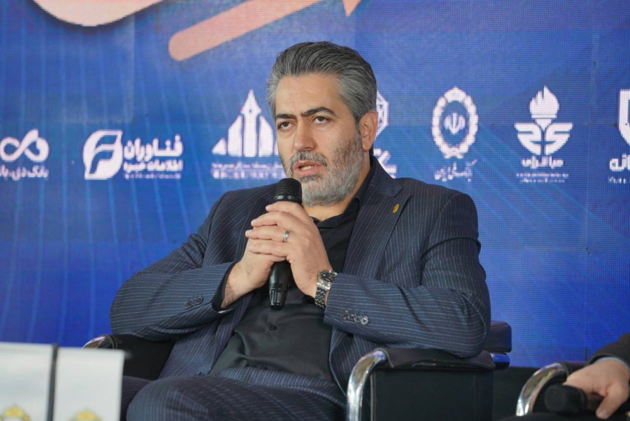 همه از خدمات بانک ملی استفاده میکنند، فقط کسی نمیداند! 3